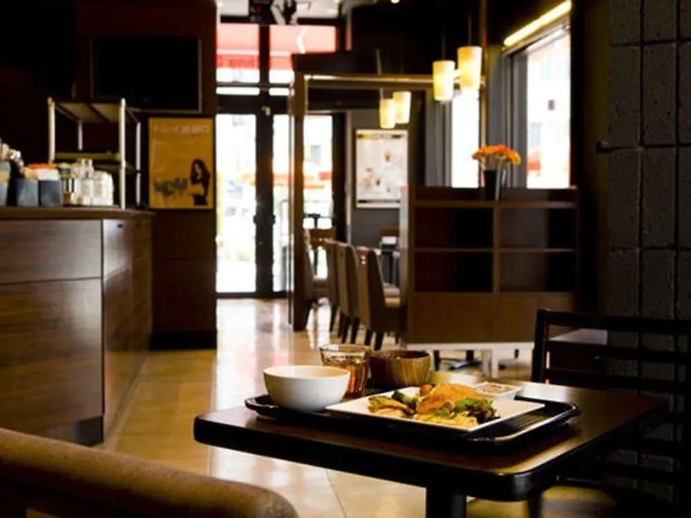 Hotel Hillarys Osaka