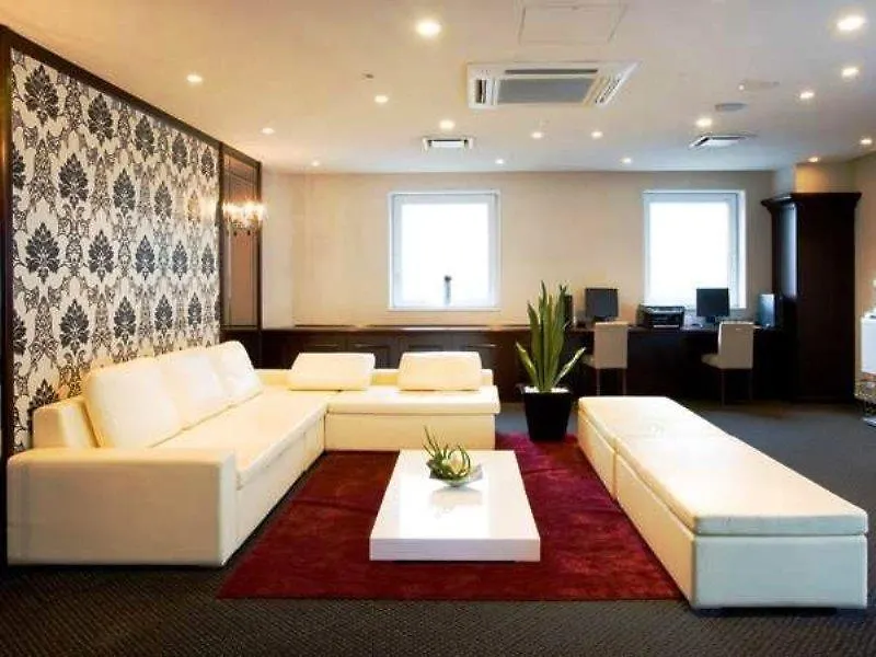 Hotel Hillarys Osaka