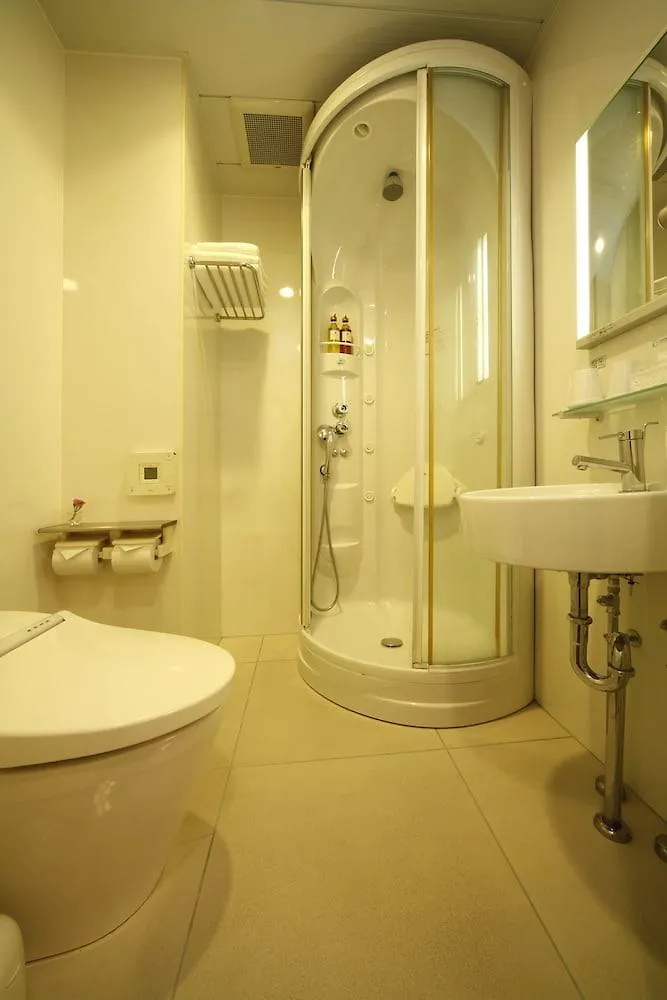 Hotel Hillarys Osaka 3*,