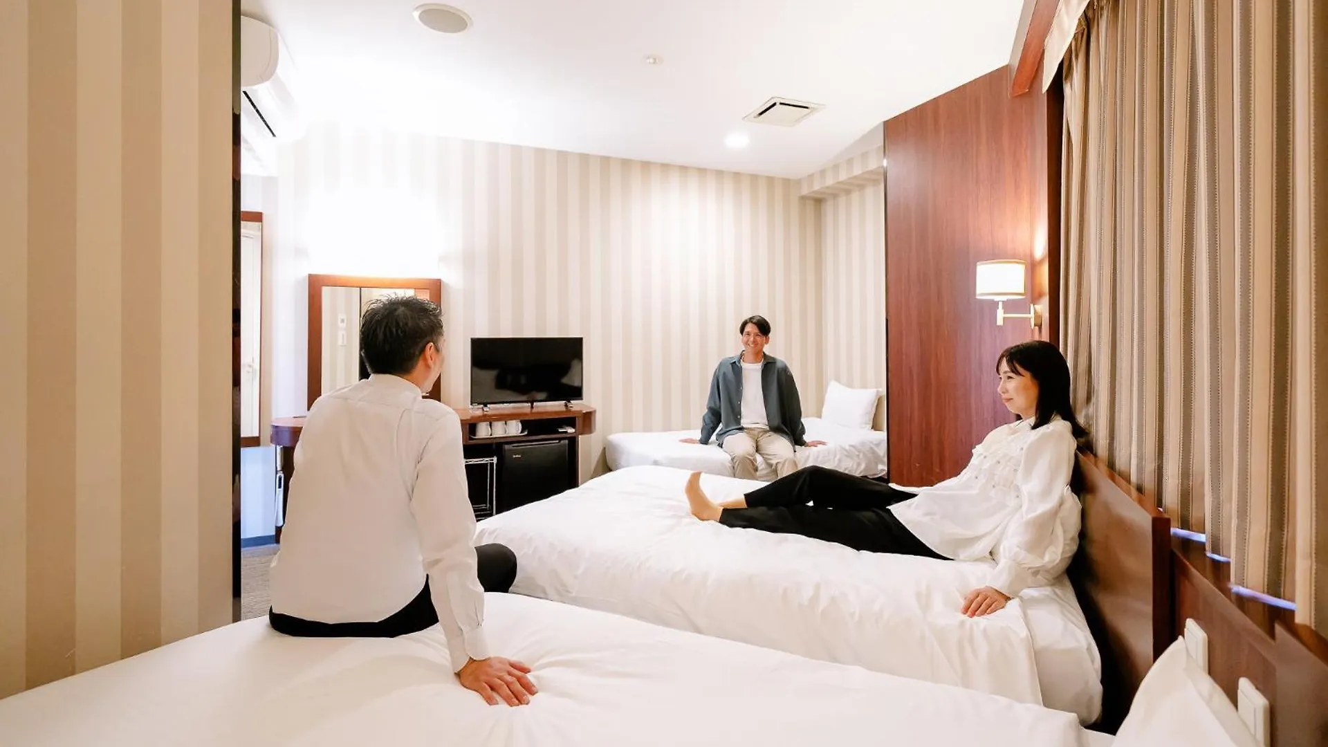Hotel Hillarys Osaka Japan