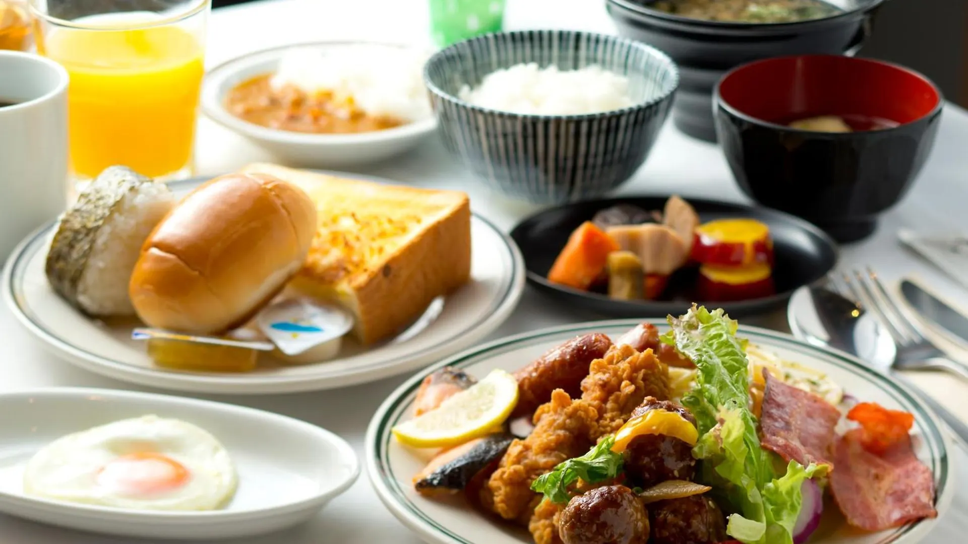 Hotel Hillarys Osaka