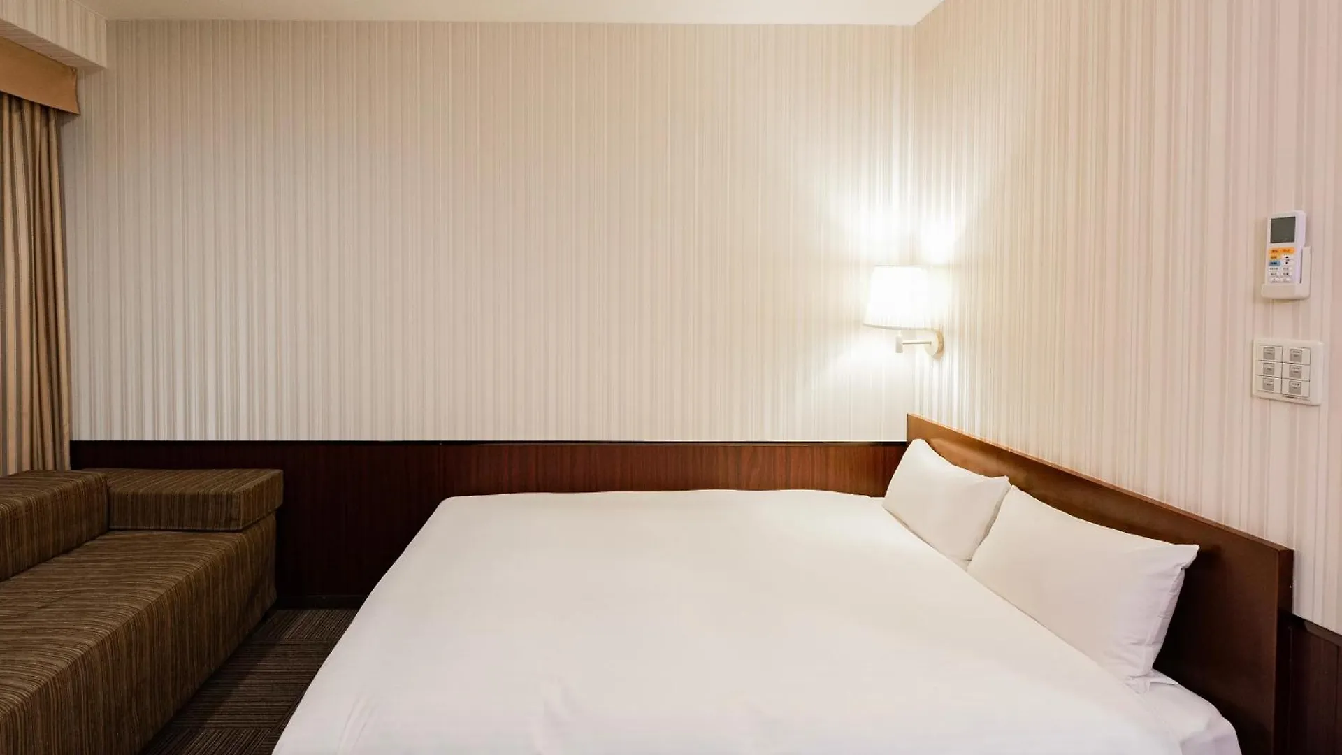 Hotel Hillarys Osaka 3*,  Japan